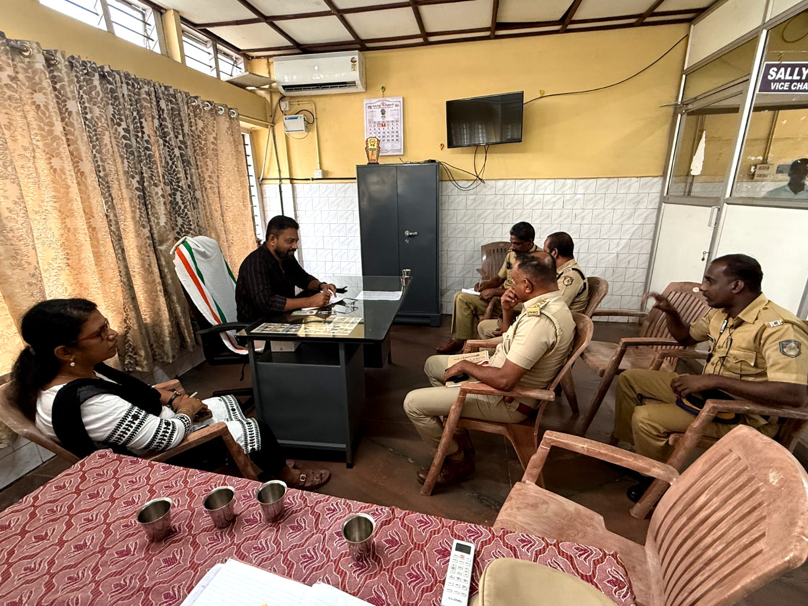 രൂക്ഷമായ ഗതാഗതക്കുരുക്കിന് ശാശ്വത പരിഹാരം കാണാൻ കർശന നിയന്ത്രണങ്ങളുമായി നഗരസഭ